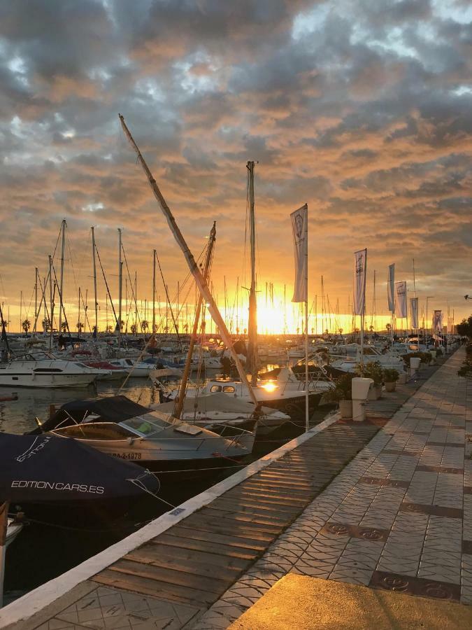 Апартаменты Sitges Estudio En Port Aiguadolc Экстерьер фото